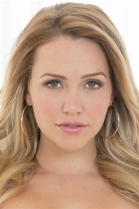 mia malkova tube|Mia Malkova Porn Videos 